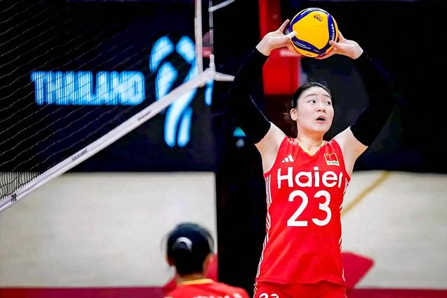 中国女排二传断档！张籽萱仍是主力头号候选，替补位置有3种选择|许晓婷|拦网|联赛|朱航霆|解盛钰_新浪体育_新浪新闻